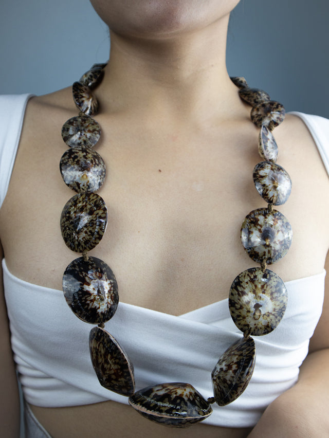 Limpet Shell Lei