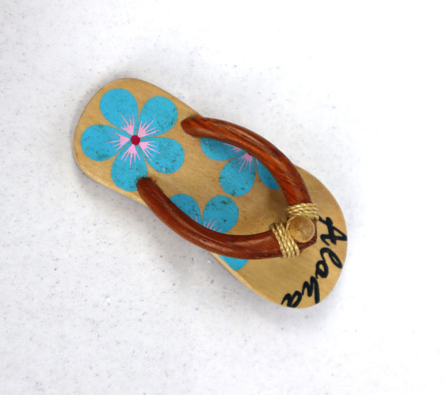 Wood Slipper Magnet With Painting Hibiscus Flower Design Blue