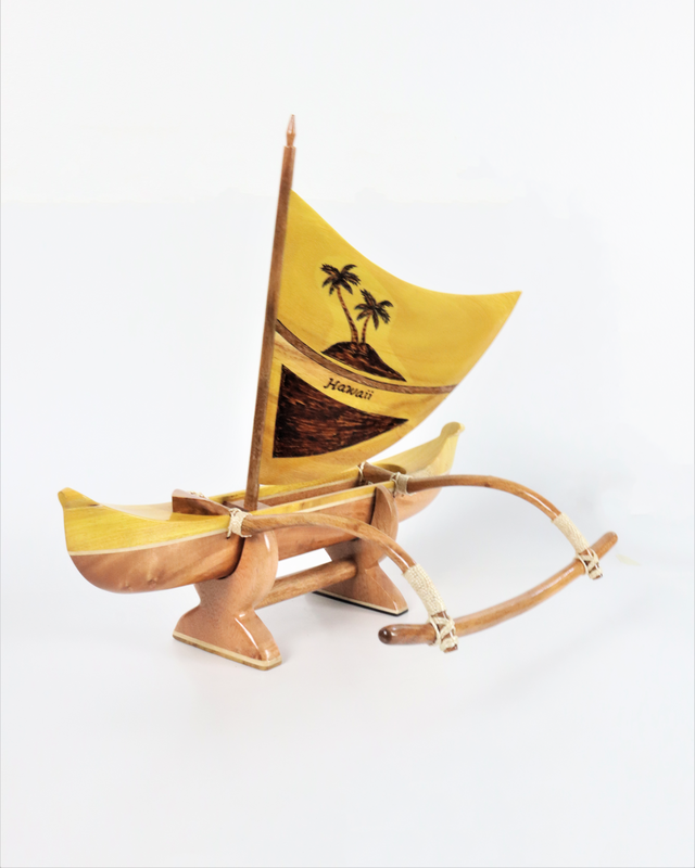 Wood Canoe With Stand Sail